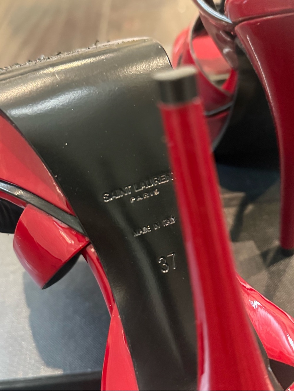 Saint Laurent Tribute Red Patent Leather T-Strap Heeled Sandals - Picture 6 of 8